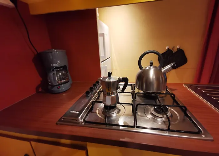 Chalet In Toskana Viareggio Italie Nabij Zee, Strand, Airconditioning, Zwembad, Wifi